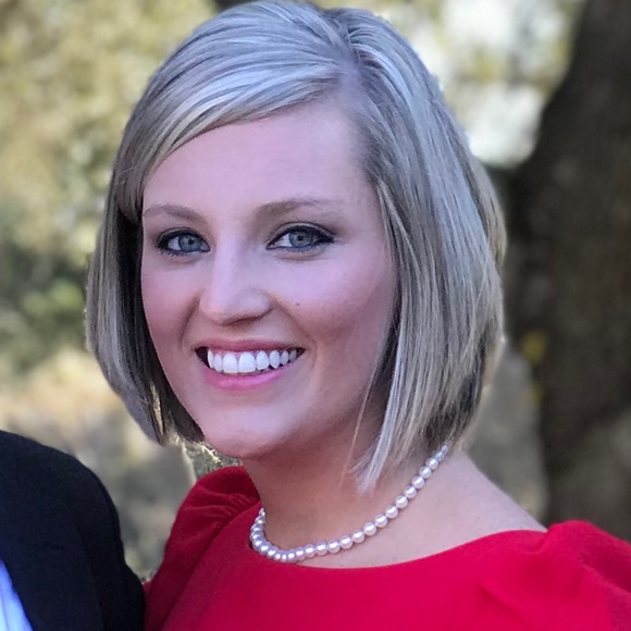 Meet your Posher, Joanna - Picture 1 of 1